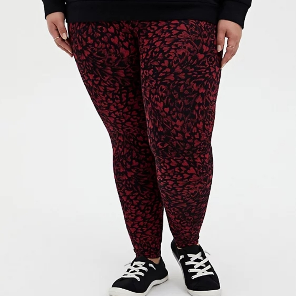 Torrid Heart Swirl Red & Black Leggings